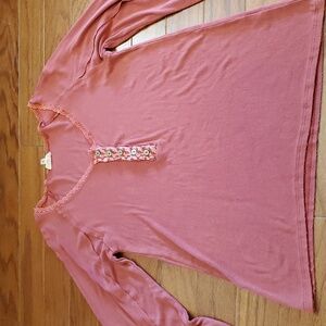 POL. 🩷 Pink Rust Lace Detail Top Size Small Oversized Ribbed